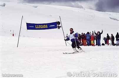 Ski in the snow-covered Pastoruri